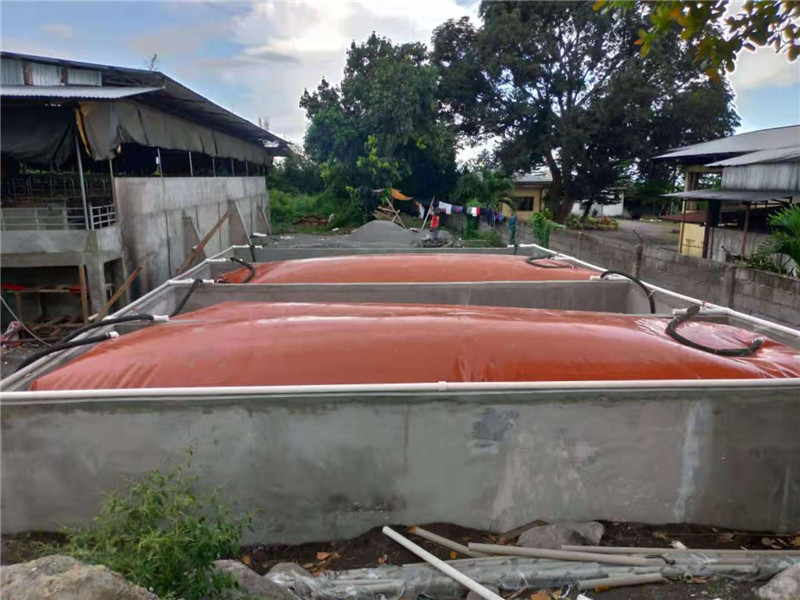 2. Floating cover biogas digester